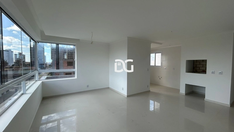 Apartamento espaçoso e aconchegante, composto por 3 dormitórios: 2ª foto da galeria de imagens do imóvel