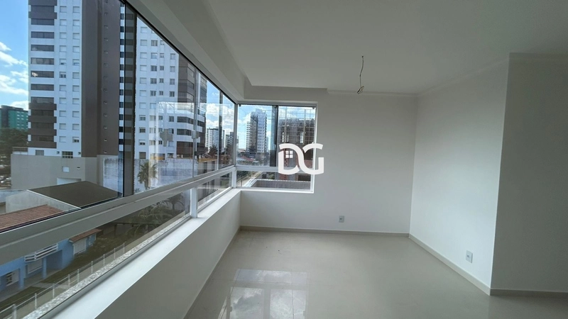 Apartamento espaçoso e aconchegante, composto por 3 dormitórios: 6ª foto da galeria de imagens do imóvel