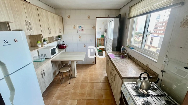 3 dormitórios na Av. da Igreja com sacada: 8ª foto da galeria de imagens do imóvel