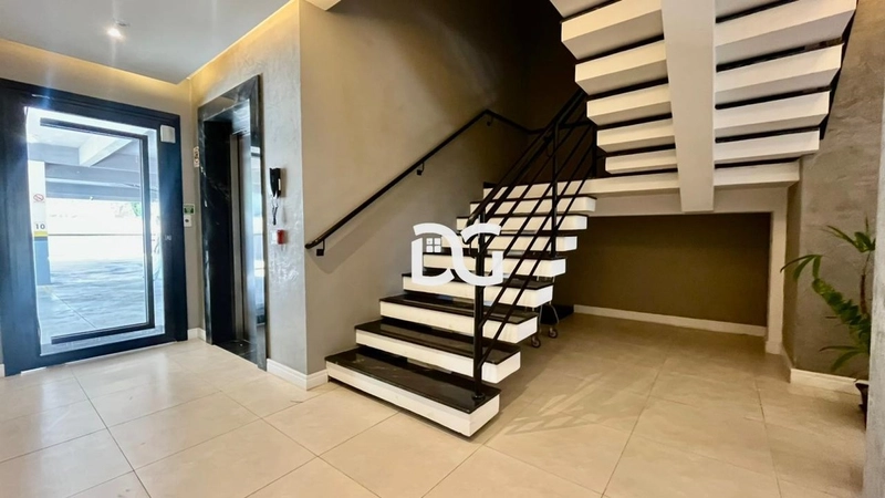 Apartamento mobiliado e decorado de 1 dorm.: 2ª foto da galeria de imagens do imóvel