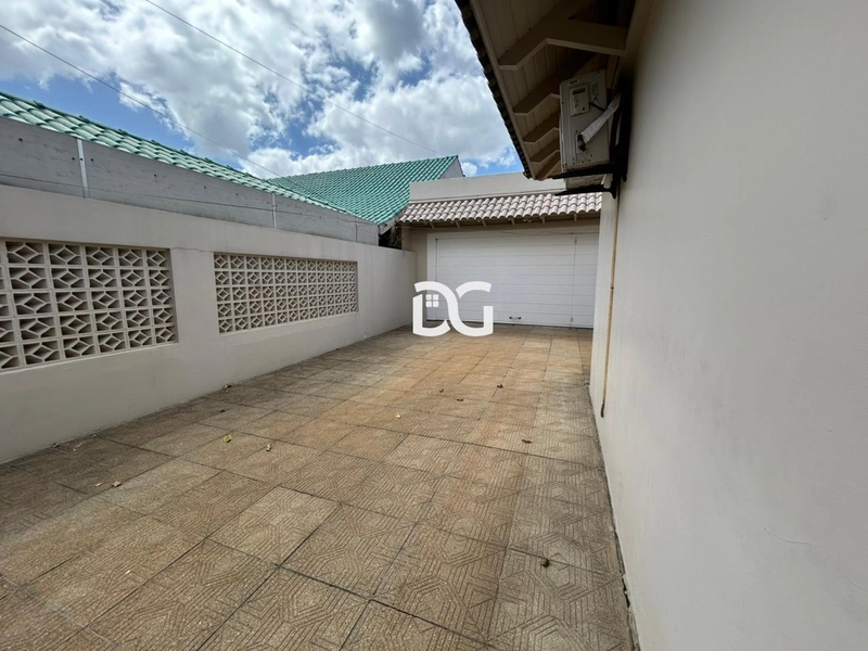 Casa espaçosa e bem distribuída, composta por 3 dormitórios: 29ª foto da galeria de imagens do imóvel