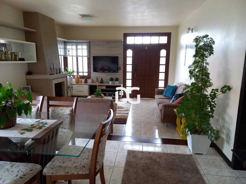 Casa espaçosa ideal para quem busca conforto e praticidade: 8ª foto da galeria de imagens do imóvel