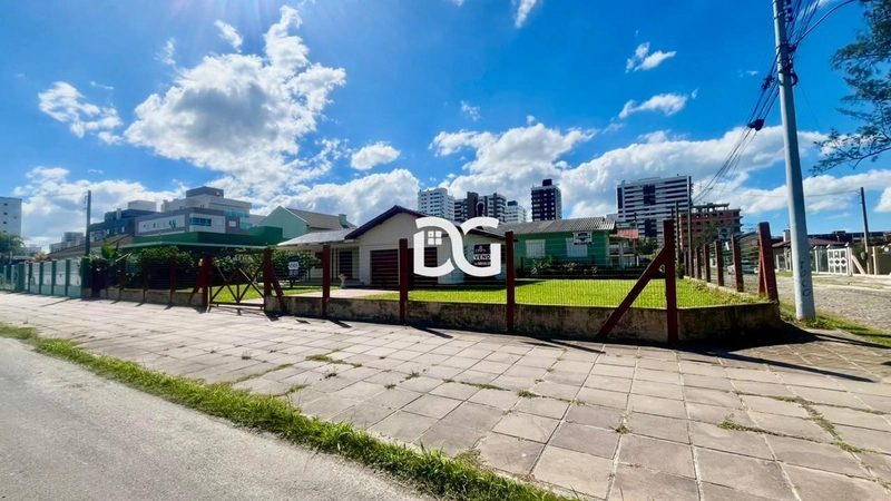 Casa com 3 dormitórios, ideal para quem busca conforto e praticidade: 2ª foto da galeria de imagens do imóvel