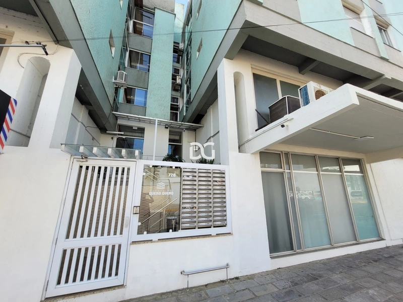 Apartamento de 2 Dormitórios com Excelente Localização: 2ª foto da galeria de imagens do imóvel