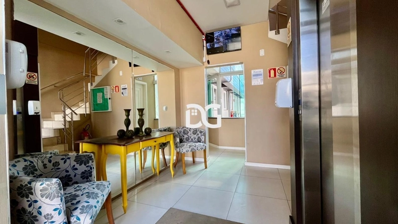 Apartamento de 2 Dormitórios com Excelente Localização: 3ª foto da galeria de imagens do imóvel