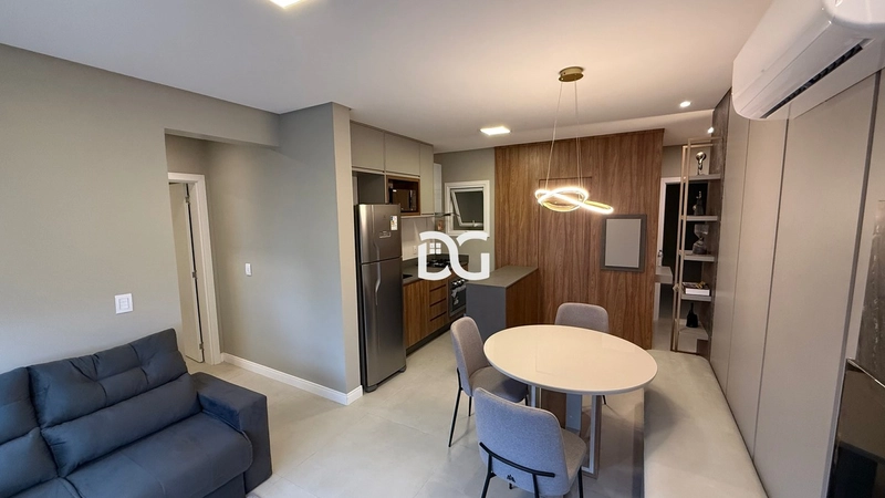 Apartamento novo, decorado, oferecendo conforto e praticidade.: 7ª foto da galeria de imagens do imóvel