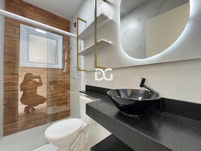 Casa encantadora possui 2 dormitórios sendo 1 suite: 20ª foto da galeria de imagens do imóvel