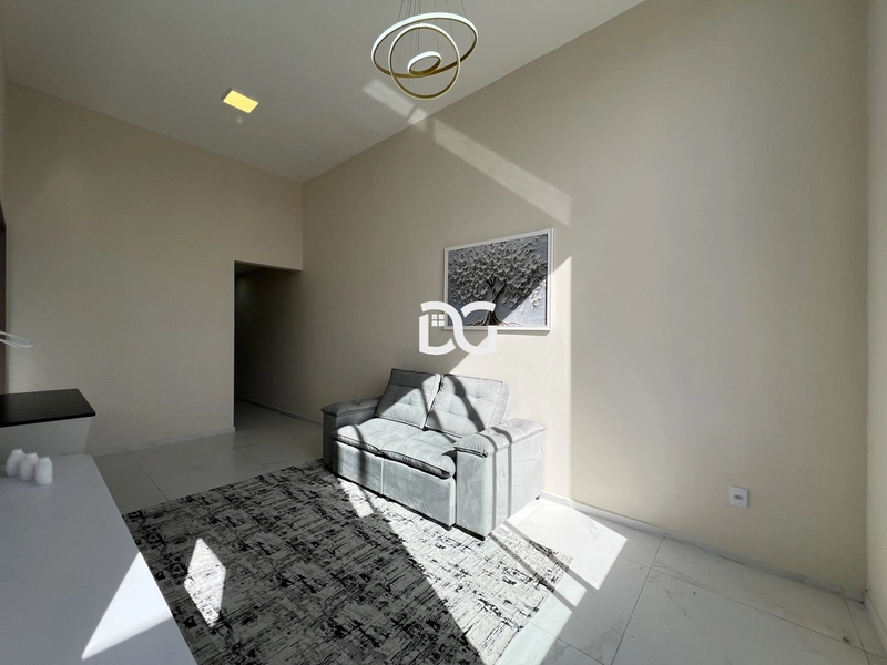 Casa encantadora possui 2 dormitórios sendo 1 suite: 6ª foto da galeria de imagens do imóvel