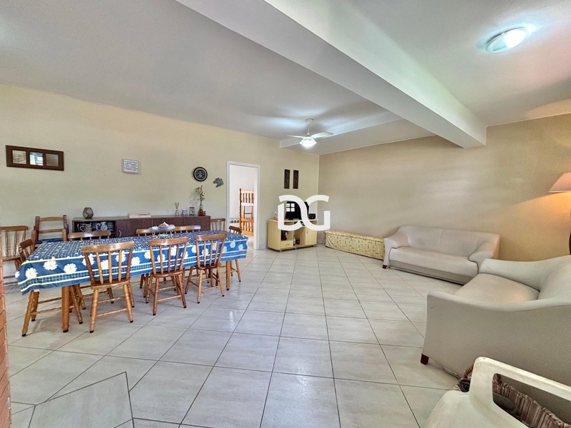 Apartamento mobiliado com 3 quartos prox. ao mar: 3ª foto da galeria de imagens do imóvel