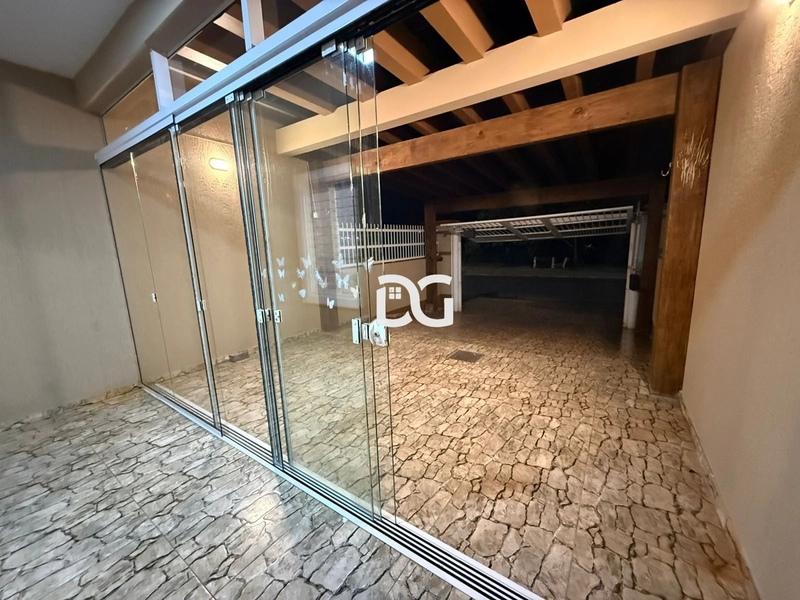 Imóvel encantador que combina conforto, funcionalidade e lazer: 2ª foto da galeria de imagens do imóvel