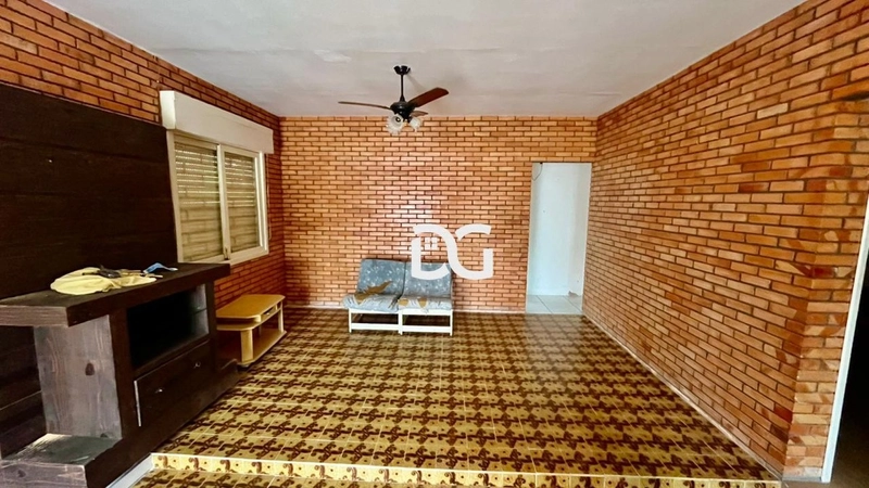 Casa com excelente distribuição: 3ª foto da galeria de imagens do imóvel