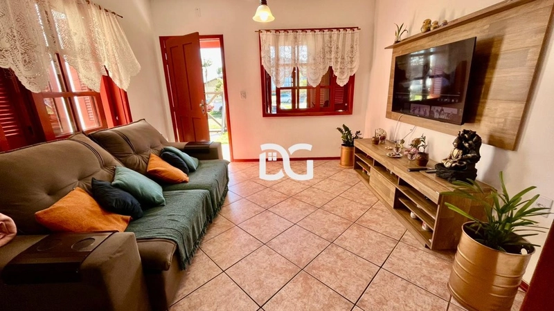 Casa com 3 dormitórios sendo 1 suíte, ideal para quem busca conforto: 3ª foto da galeria de imagens do imóvel