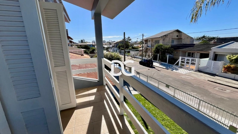 Imóvel amplo e bem distribuído, com 3 dormitórios, sendo 1 suíte: 10ª foto da galeria de imagens do imóvel