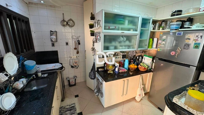 Casa espaçosa e bem distribuída, composta por 3 dormitórios: 7ª foto da galeria de imagens do imóvel