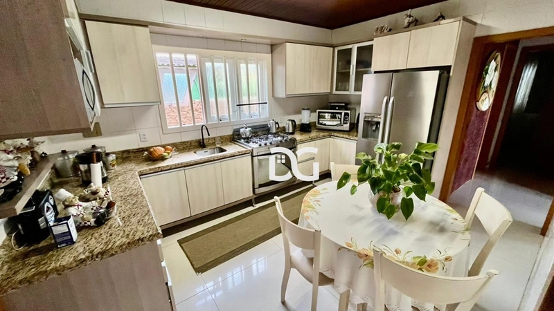 Casa aconchegante e funcional, ideal para quem busca conforto: 8ª foto da galeria de imagens do imóvel
