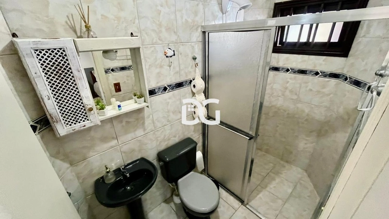 Casa moderna e bem distribuída, composta por 3 suítes confortáveis: 14ª foto da galeria de imagens do imóvel