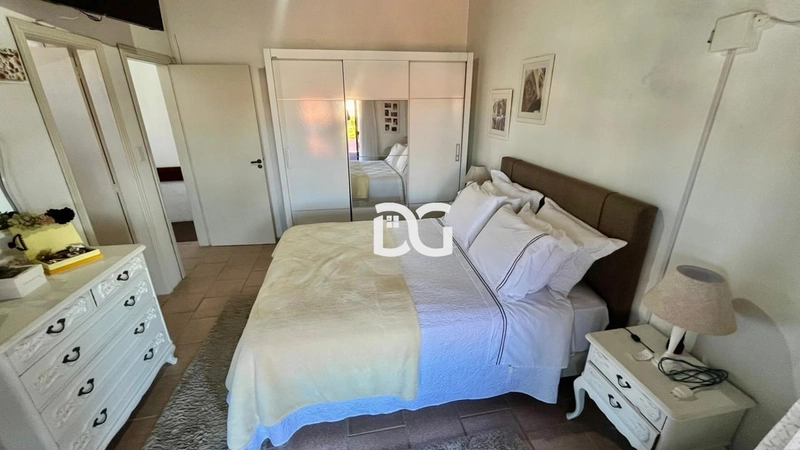 Casa moderna e bem distribuída, composta por 3 suítes confortáveis: 8ª foto da galeria de imagens do imóvel