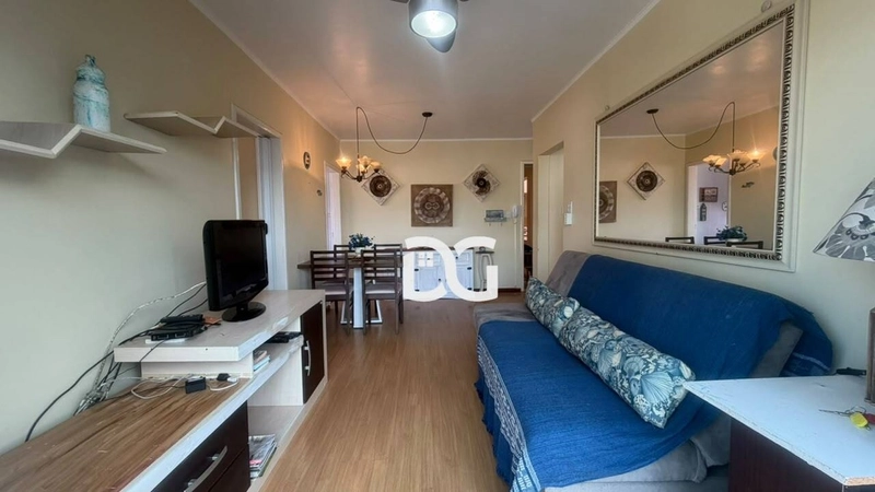 Apartamento 2 dormitórios com sacada e garagem na Avenida da Igreja