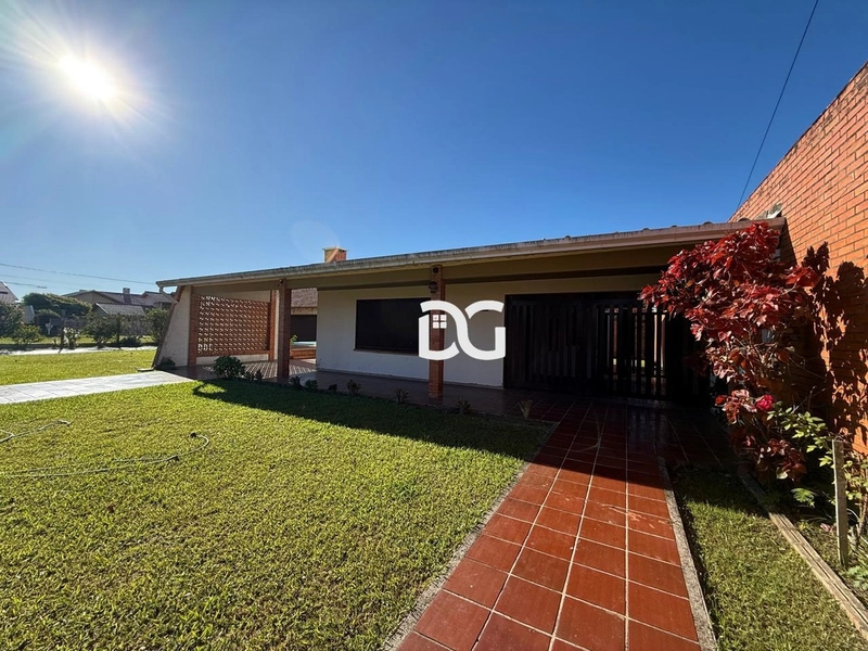 Casa aconchegante e completa, composta por 3 dormitórios: 3ª foto da galeria de imagens do imóvel