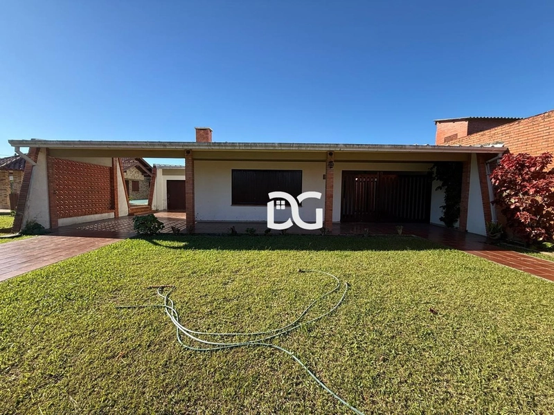 Casa aconchegante e completa, composta por 3 dormitórios: 2ª foto da galeria de imagens do imóvel