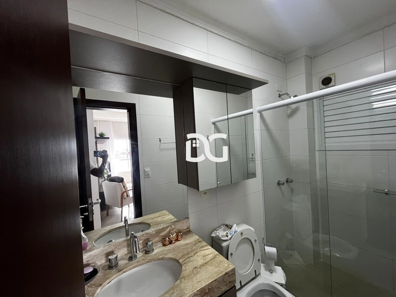 Apartamento com vista para lagoa: 20ª foto da galeria de imagens do imóvel