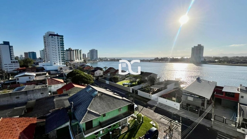Apartamento com vista para a lagoa: 8ª foto da galeria de imagens do imóvel