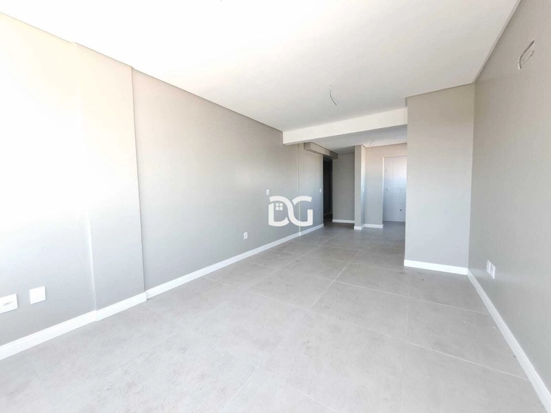 Apartamento novo, decorado, oferecendo conforto e praticidade.: 6ª foto da galeria de imagens do imóvel