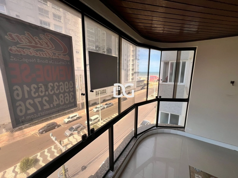 Apartamento de 3 dormitórios com sacada: 3ª foto da galeria de imagens do imóvel