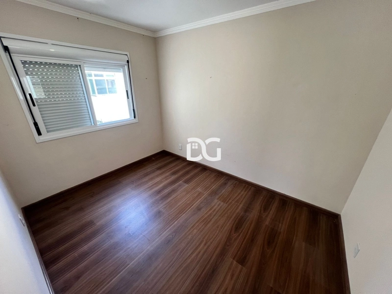Apartamento de 3 dormitórios com sacada: 9ª foto da galeria de imagens do imóvel