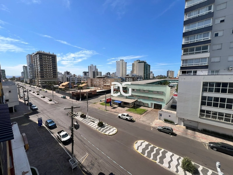 Apartamento de 3 dormitórios com sacada: 5ª foto da galeria de imagens do imóvel