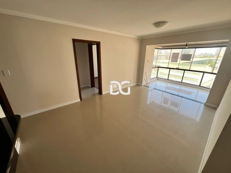 Apartamento de 3 dormitórios com sacada: 1ª foto da galeria de imagens do imóvel