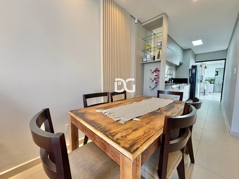 Casa bem planejada, ideal para quem busca conforto e praticidade: 9ª foto da galeria de imagens do imóvel