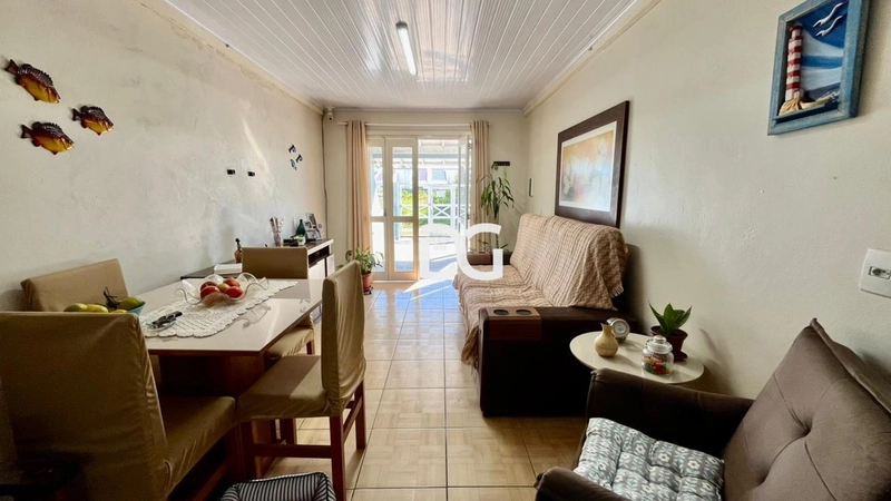 Casa mobiliada com excelente distribuição dos ambientes: 5ª foto da galeria de imagens do imóvel