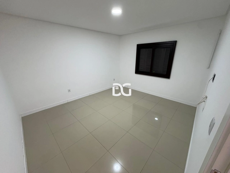 Casa moderna e sofisticada, totalmente mobiliada e decorada: 24ª foto da galeria de imagens do imóvel