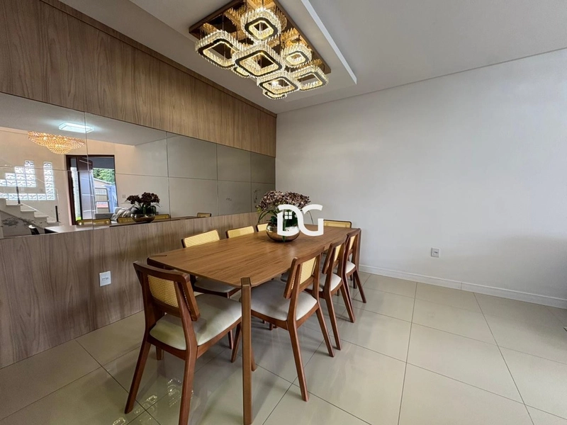 Casa moderna e sofisticada, totalmente mobiliada e decorada: 6ª foto da galeria de imagens do imóvel