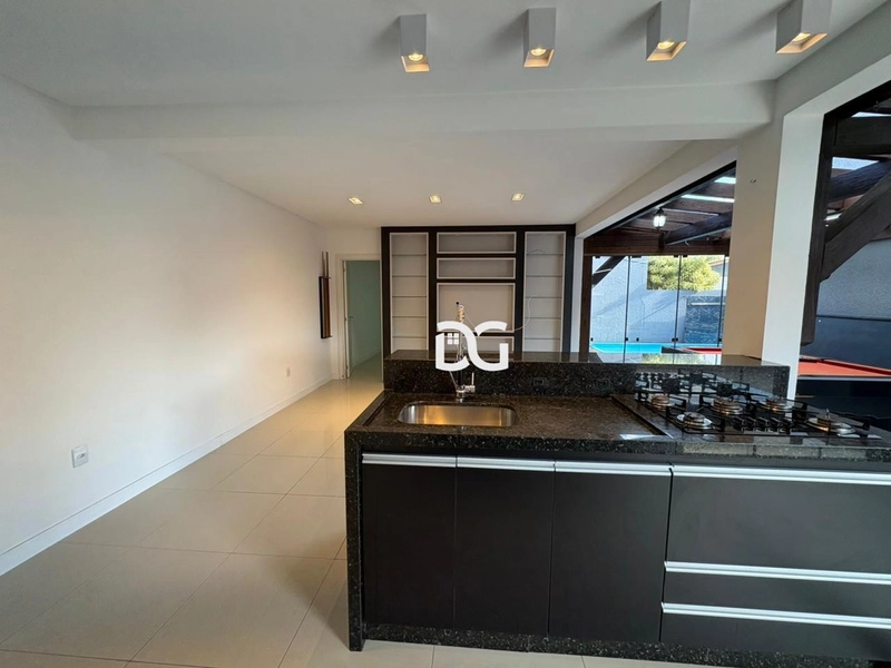 Casa moderna e sofisticada, totalmente mobiliada e decorada: 21ª foto da galeria de imagens do imóvel