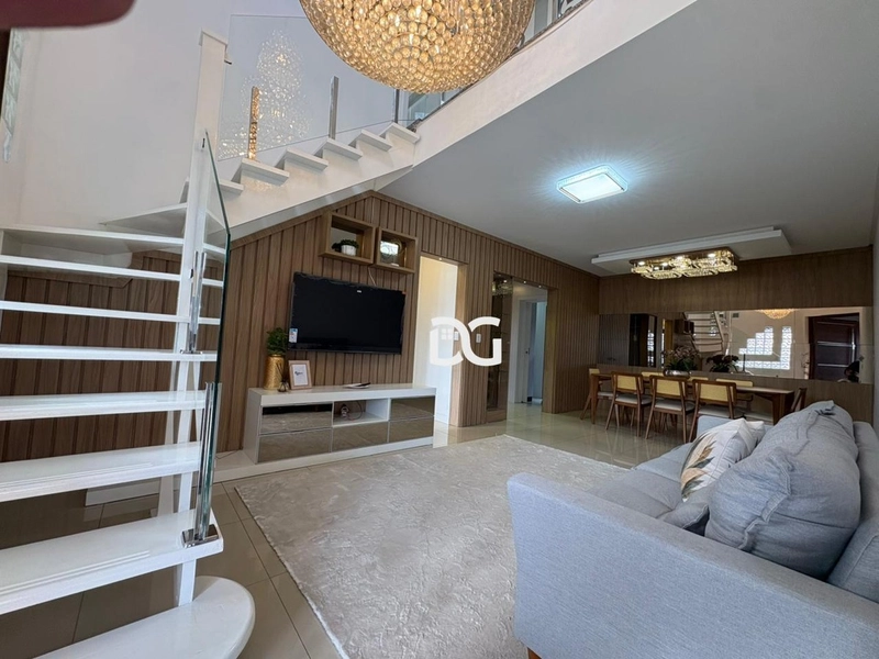 Casa moderna e sofisticada, totalmente mobiliada e decorada: 3ª foto da galeria de imagens do imóvel