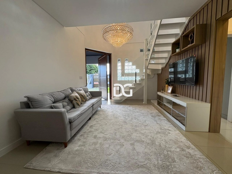 Casa moderna e sofisticada, totalmente mobiliada e decorada: 4ª foto da galeria de imagens do imóvel