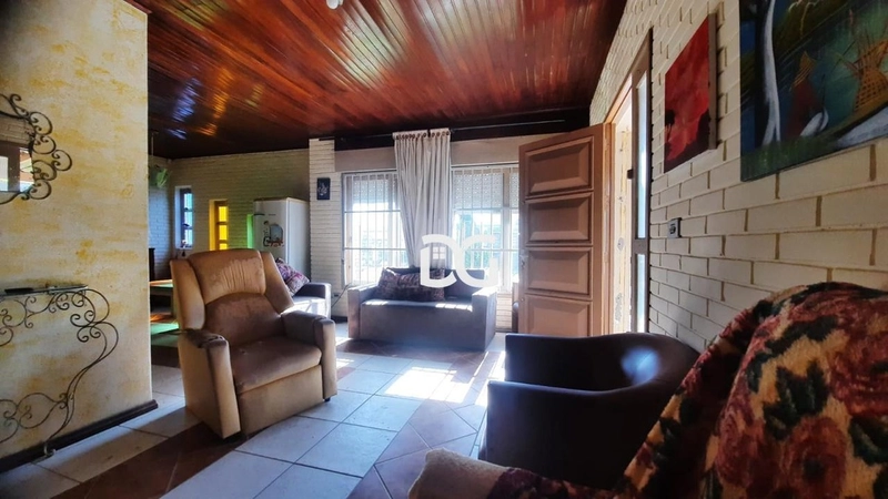 Casa espaçosa e funcional, ideal para famílias que buscam conforto: 6ª foto da galeria de imagens do imóvel
