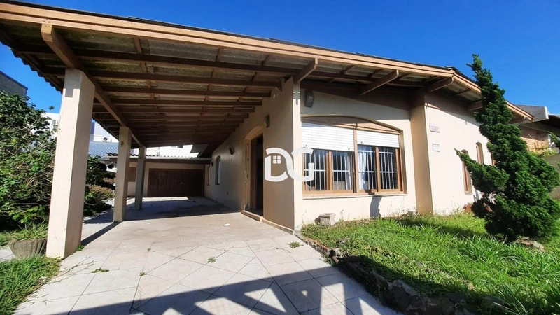 Casa espaçosa e funcional, ideal para famílias que buscam conforto: 1ª foto da galeria de imagens do imóvel
