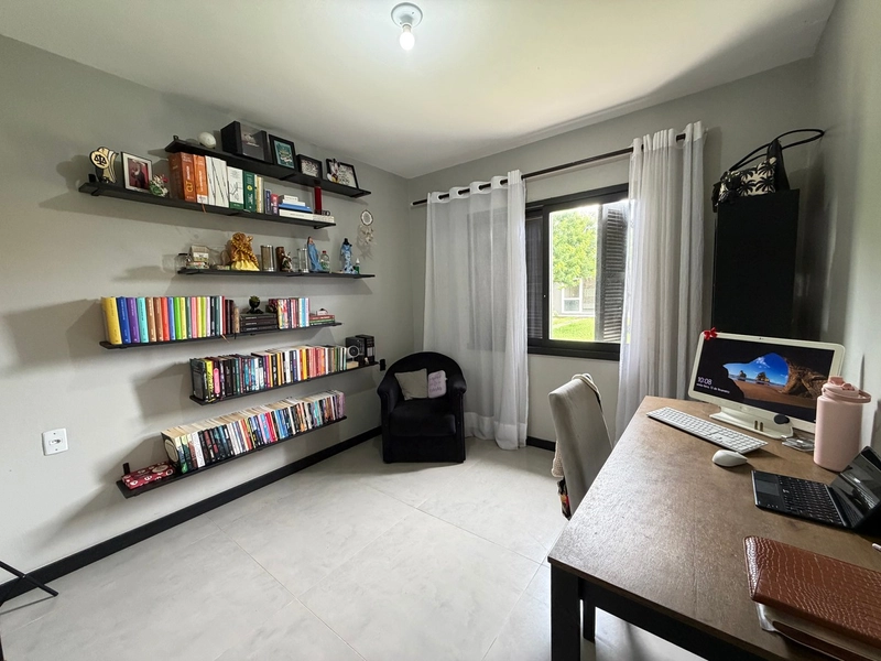 Casa aconchegante e espaçosa, ideal para quem busca conforto: 13ª foto da galeria de imagens do imóvel