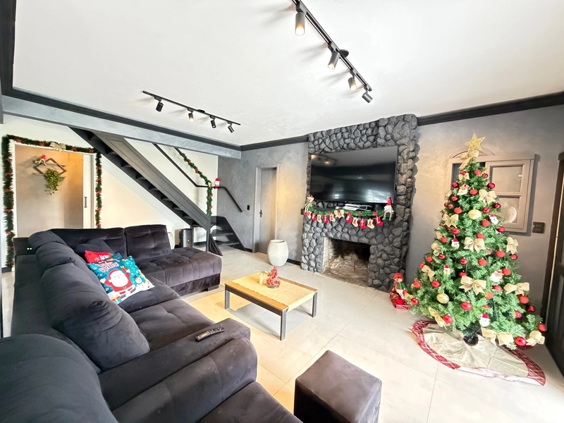 Casa aconchegante e espaçosa, ideal para quem busca conforto: 6ª foto da galeria de imagens do imóvel