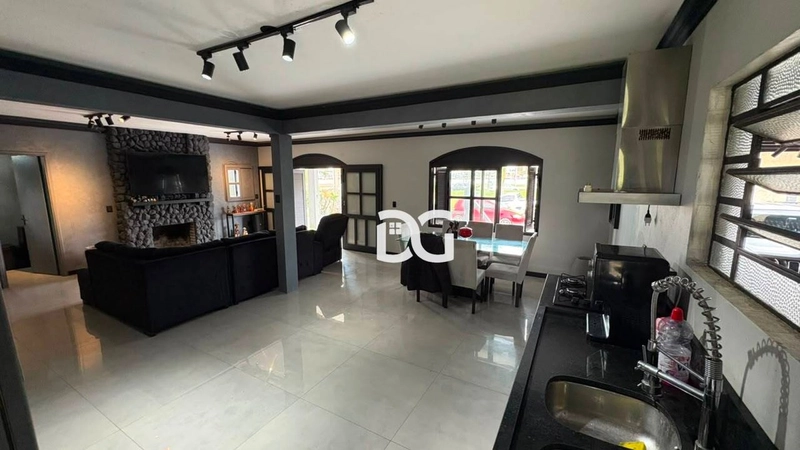 Casa aconchegante e espaçosa, ideal para quem busca conforto: 6ª foto da galeria de imagens do imóvel