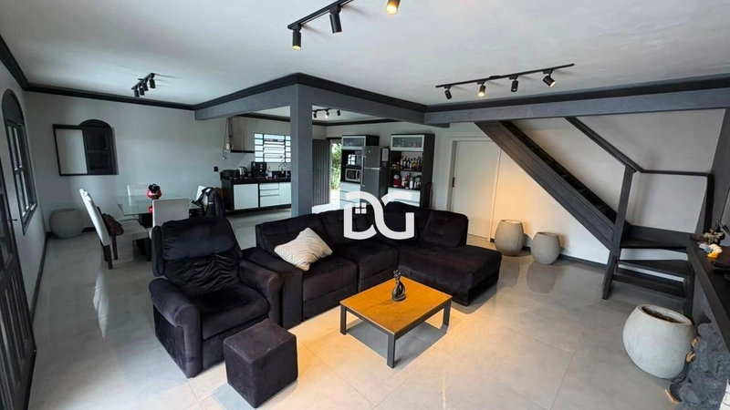 Casa aconchegante e espaçosa, ideal para quem busca conforto: 5ª foto da galeria de imagens do imóvel