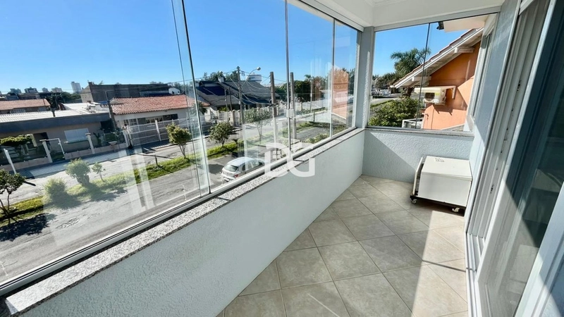 Casa ampla e aconchegante, composta por 4 dormitórios, sendo 2 suítes: 19ª foto da galeria de imagens do imóvel