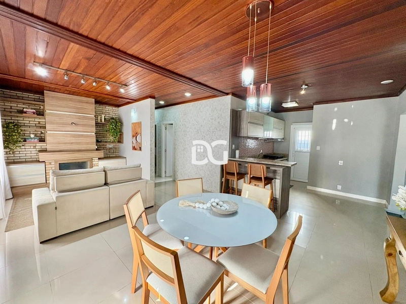 Casa finamente mobiliada e decorada, projetada para oferecer conforto: 13ª foto da galeria de imagens do imóvel