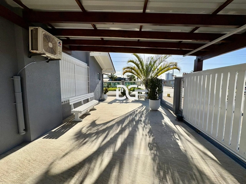 Casa finamente mobiliada e decorada, projetada para oferecer conforto: 5ª foto da galeria de imagens do imóvel