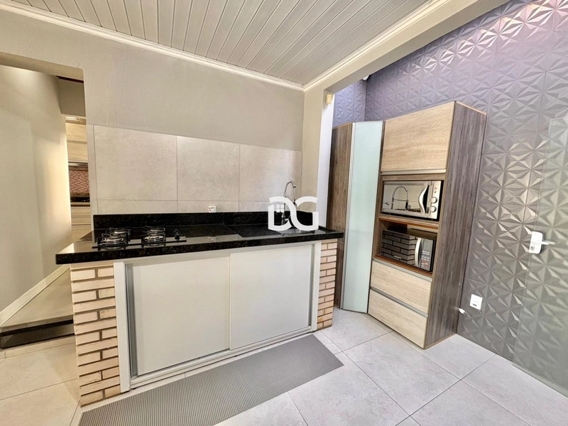 Casa finamente mobiliada e decorada, projetada para oferecer conforto: 19ª foto da galeria de imagens do imóvel