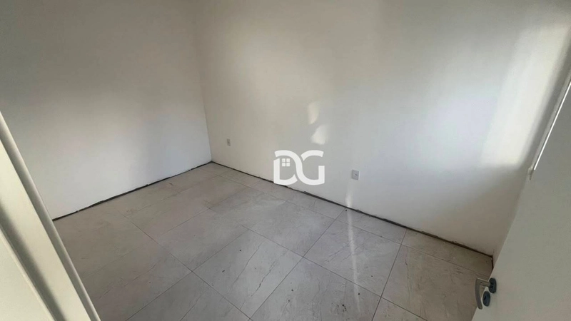 Casa ampla e bem distribuída, composta por 3 dormitórios: 4ª foto da galeria de imagens do imóvel