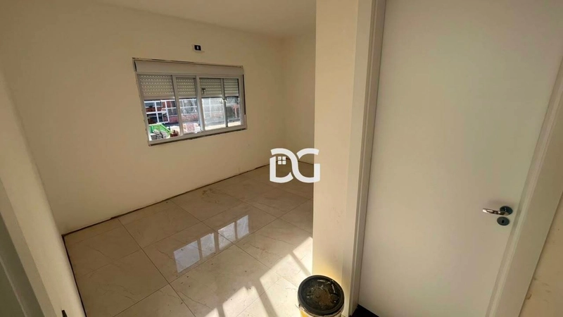 Casa ampla e bem distribuída, composta por 3 dormitórios: 6ª foto da galeria de imagens do imóvel